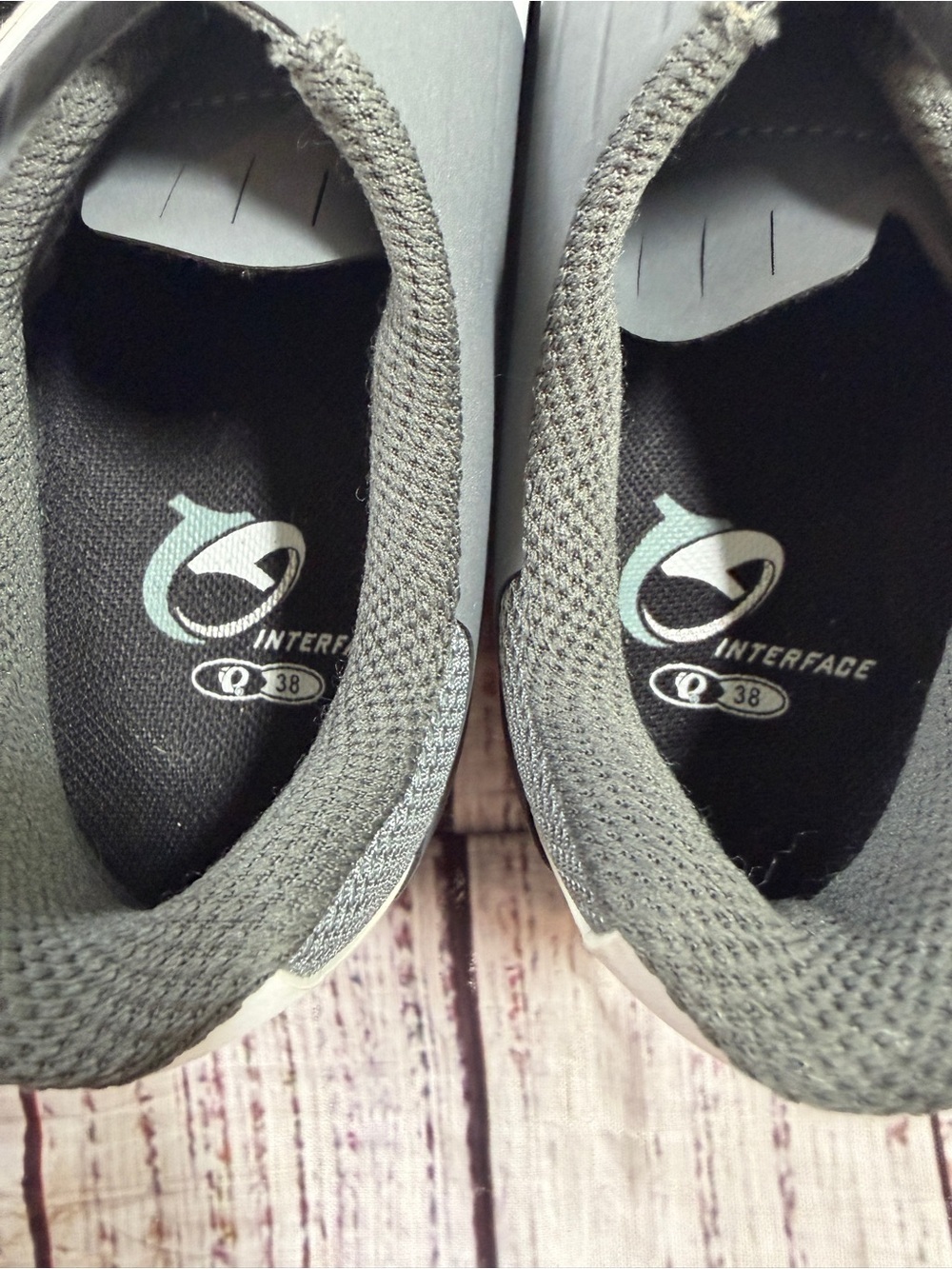 NWOB Pearl Izumi Women’s All-Road V4 Cycling Shoes EU 38 SPD - Picture 4 of 9
